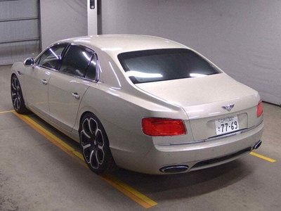 BENTLEY FLYING SPUR - 2