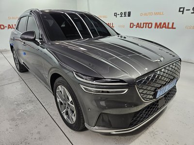 صورة 6 لـ 2022 Genesis ELECTRIFIED GV70