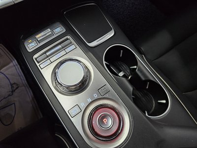 2022 Genesis ELECTRIFIED GV70 thumbnail 15