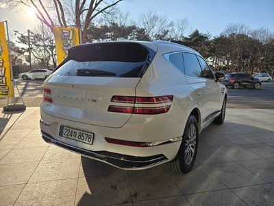 GENESIS GV80 - 5