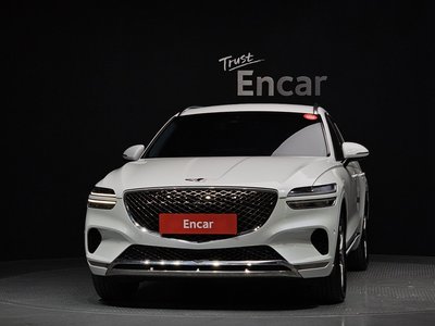 صورة 2 لـ 2022 Genesis GV70