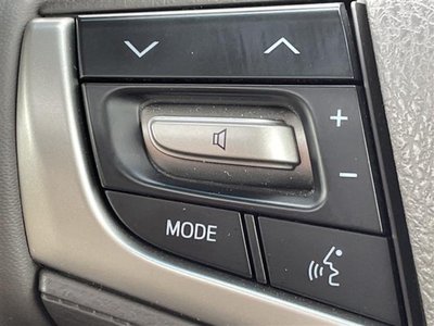 TOYOTA LAND CRUISER PRADO - 8