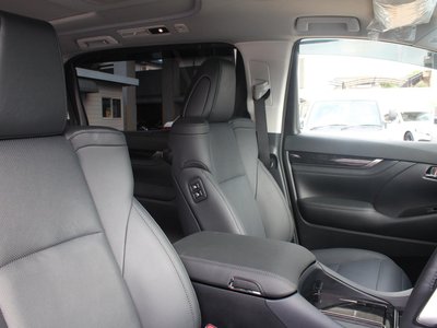TOYOTA ALPHARD - 8