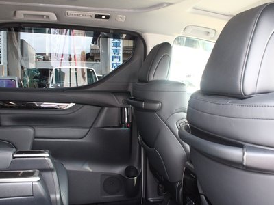 صورة مصغرة 28 لـ 2022 Toyota ALPHARD