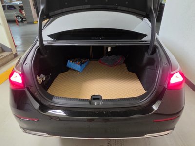 2025 Mercedes-BENZ E-CLASS 照片 7
