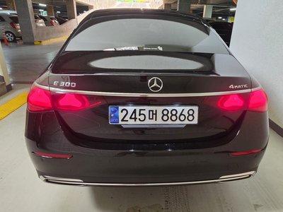 2025 Mercedes-BENZ E-CLASS 照片 6