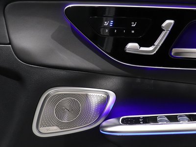 2026 Mercedes-BENZ GLC AMG — миниатюра 34
