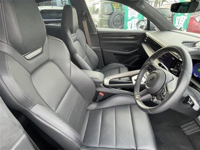 2025 Porsche MACAN — миниатюра 15