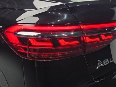 AUDI A8 - 10