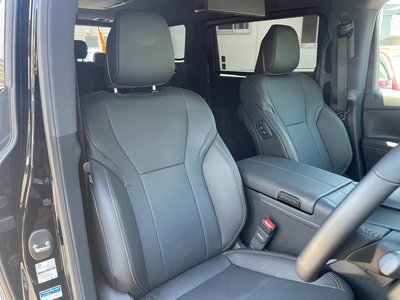2025 TOYOTA ALPHARD photo 9