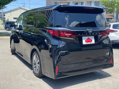2025 TOYOTA ALPHARD photo 8