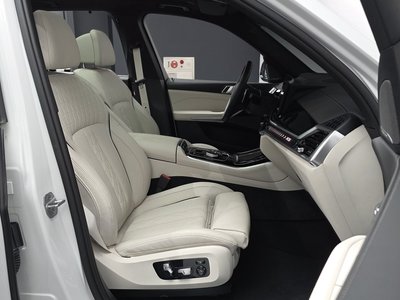 صورة مصغرة 17 لـ 2025 BMW X5