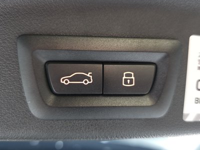 صورة مصغرة 30 لـ 2025 BMW X5