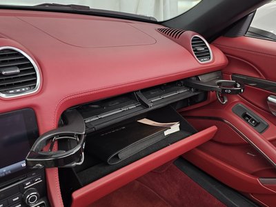 صورة مصغرة 22 لـ 2023 Porsche 718