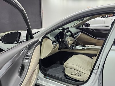 2022 Genesis G80 (RG3) — миниатюра 13