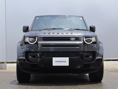 LAND ROVER DEFENDER - 4