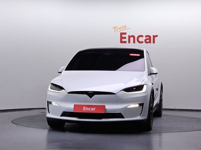 TESLA MODEL X - 2