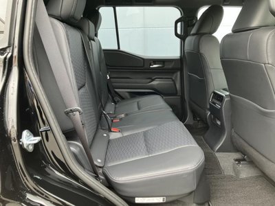 TOYOTA LAND CRUISER 250 - 7