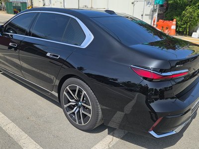 BMW 7 SERIES - 2