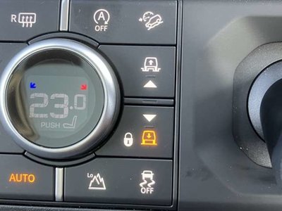2025 LAND Rover DEFENDER 照片 3