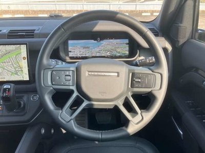 2025 LAND Rover DEFENDER — миниатюра 17