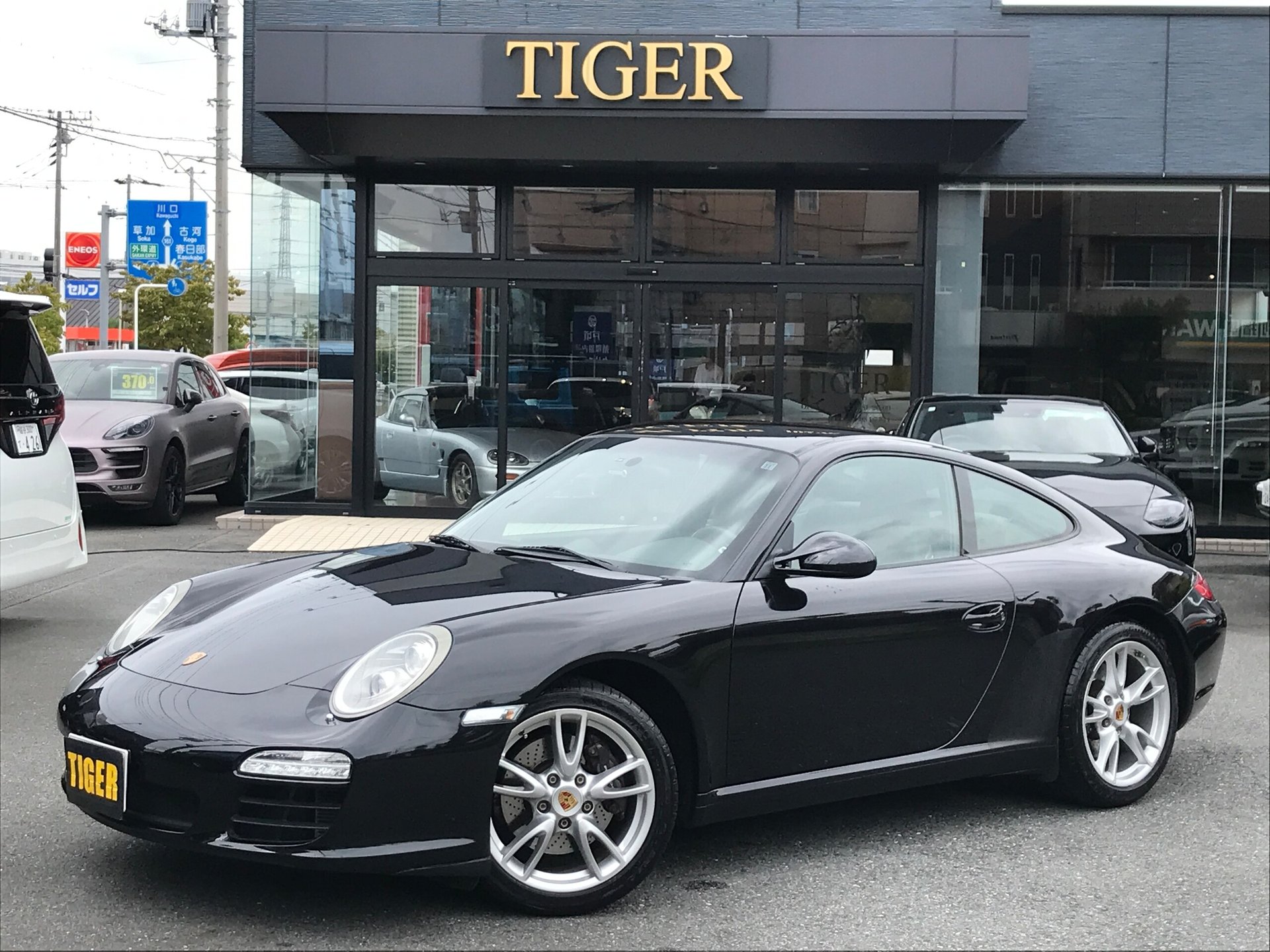 PORSCHE 911 - View 1