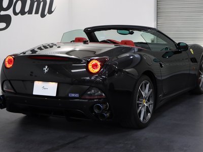 2010 FERRARI CALIFORNIA 缩略图 18