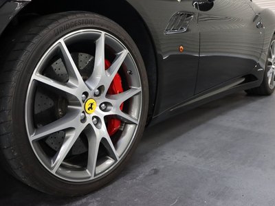2010 FERRARI CALIFORNIA 缩略图 13