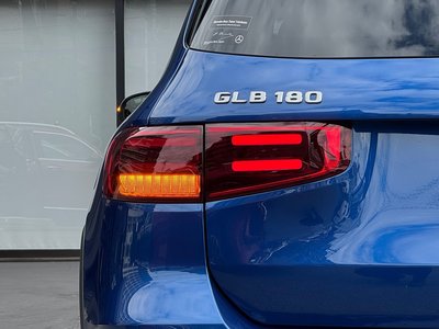 MERCEDES-BENZ GLB - 8