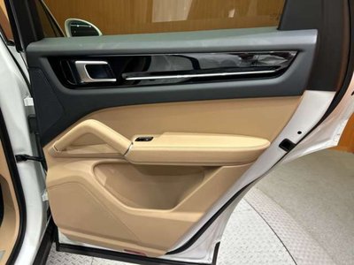 صورة مصغرة 45 لـ 2020 Porsche CAYENNE