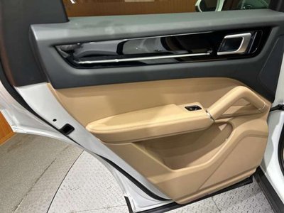 صورة مصغرة 44 لـ 2020 Porsche CAYENNE
