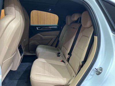 صورة مصغرة 41 لـ 2020 Porsche CAYENNE