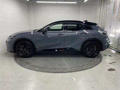 TOYOTA CROWN SPORT - 2