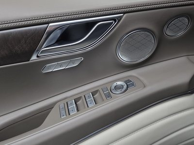 2022 Genesis GV80 thumbnail 25