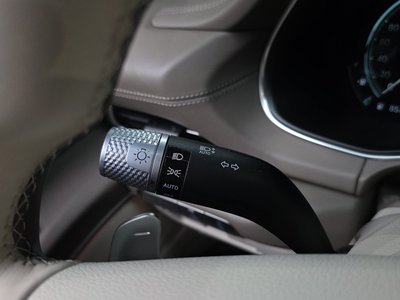 2022 Genesis GV80 thumbnail 26