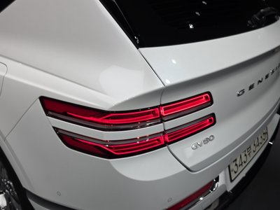 GENESIS GV80 - 10
