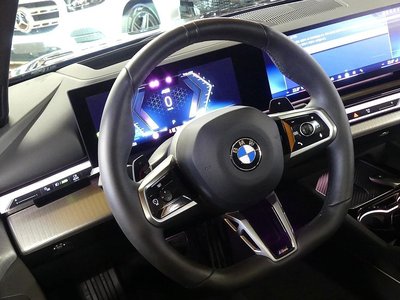 2024 BMW 5 SERIES — миниатюра 12