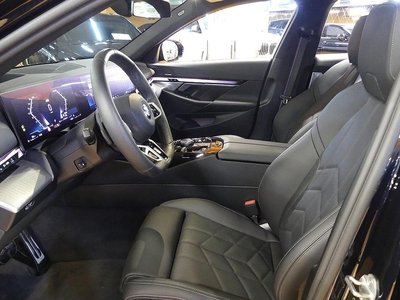 BMW 5 SERIES - 10