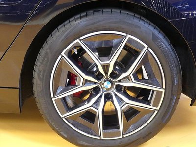 BMW 5 SERIES - 6