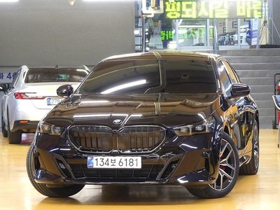 BMW 5 SERIES - 2