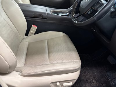TOYOTA ALPHARD - 3
