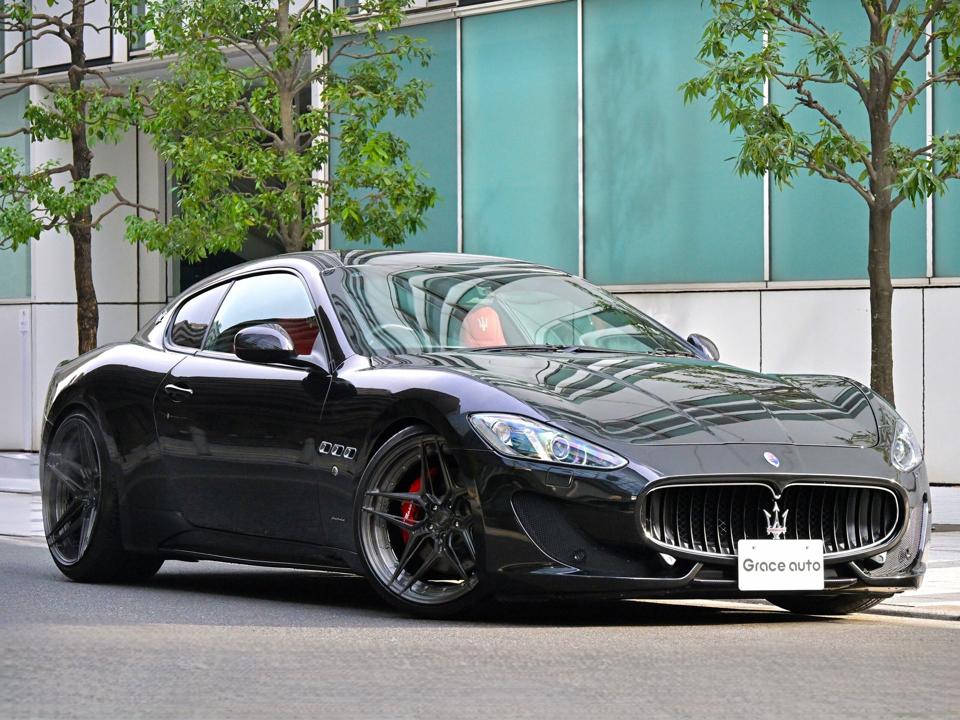 MASERATI GRANTURISMO - View 1