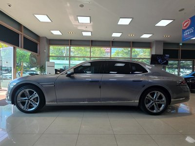2022 Genesis G90 (RS4) 照片 2