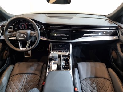 AUDI Q8 - 4