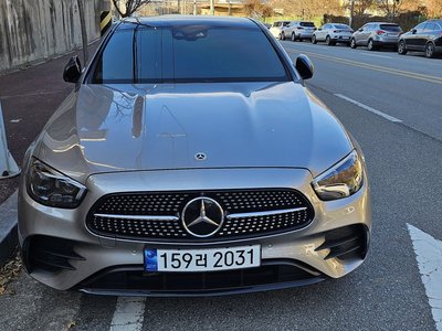 MERCEDES-BENZ E-CLASS - 2