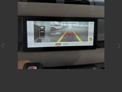 LAND ROVER DEFENDER - 9