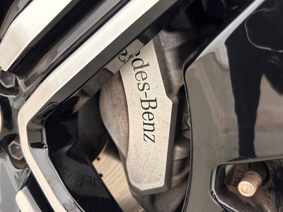 2024 Mercedes-BENZ GLC — миниатюра 12