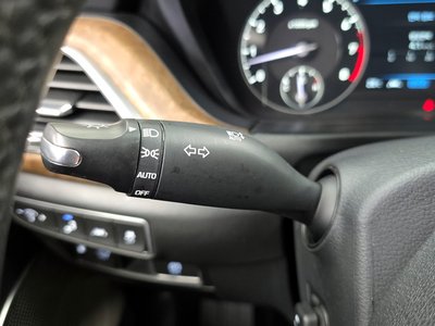 صورة مصغرة 28 لـ 2020 Genesis G90