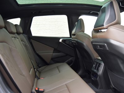 2025 BMW X3 thumbnail 15