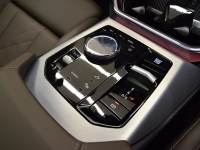 2025 BMW X3 thumbnail 16